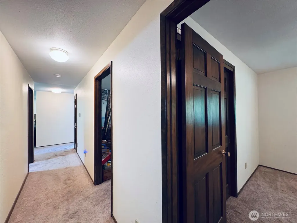 2320 Lakemoor Drive SW Olympia WA 98512
