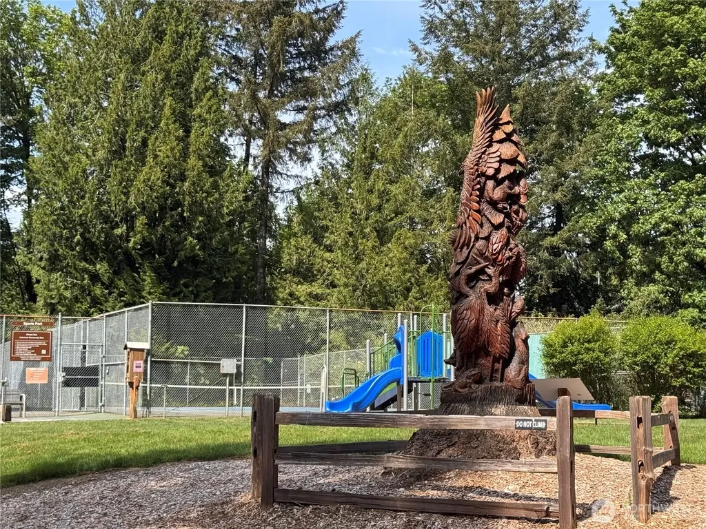 2320 Lakemoor Drive SW Olympia WA 98512