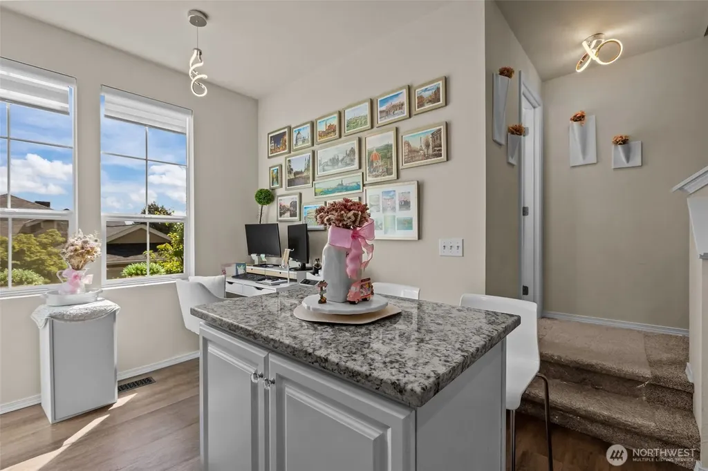 21919 39th Place S Kent WA 98032