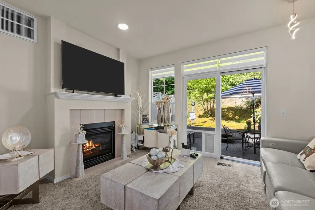 21919 39th Place S Kent WA 98032