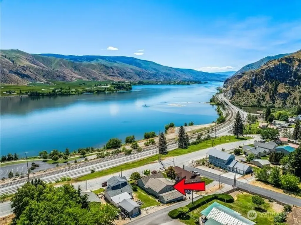 2548 Entiat Way Entiat WA 98822