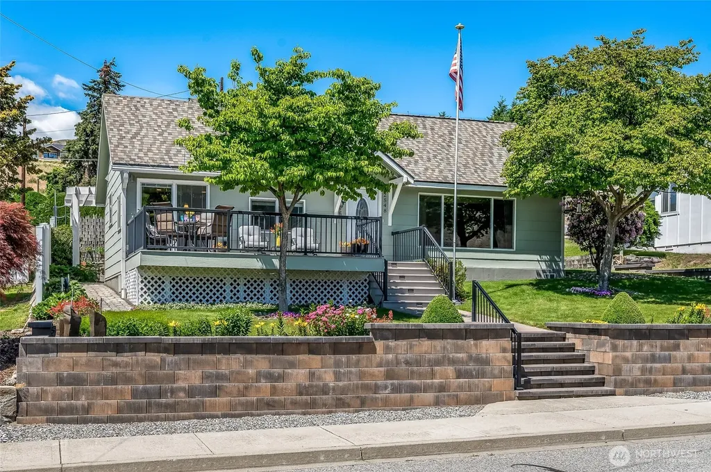 2548 Entiat Way Entiat WA 98822