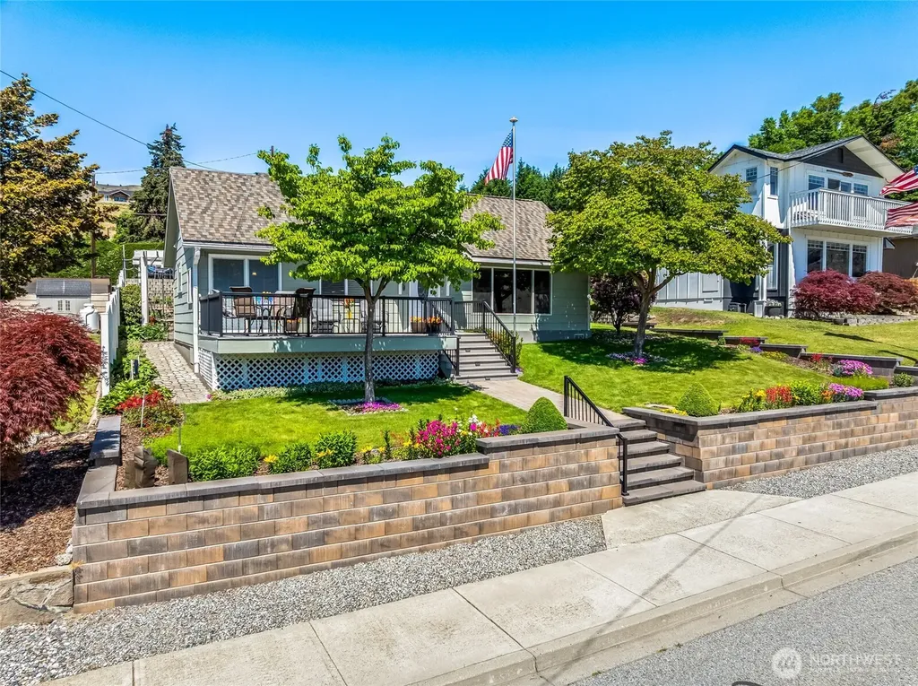 2548 Entiat Way Entiat WA 98822