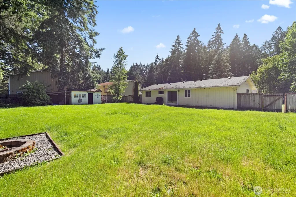 5016 Tri Lake Loop SE Olympia WA 98513