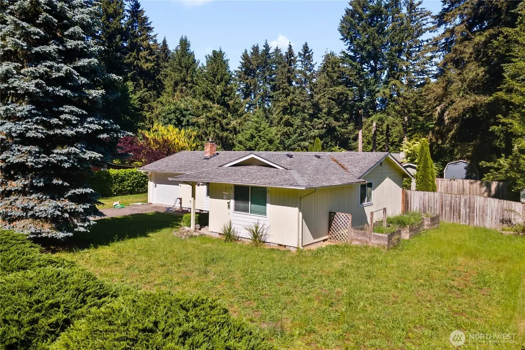 5016 Tri Lake Loop SE Olympia WA 98513