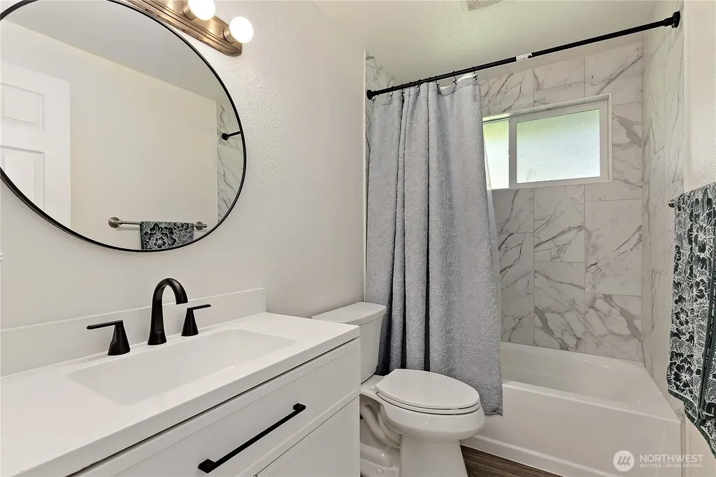 5016 Tri Lake Loop SE Olympia WA 98513