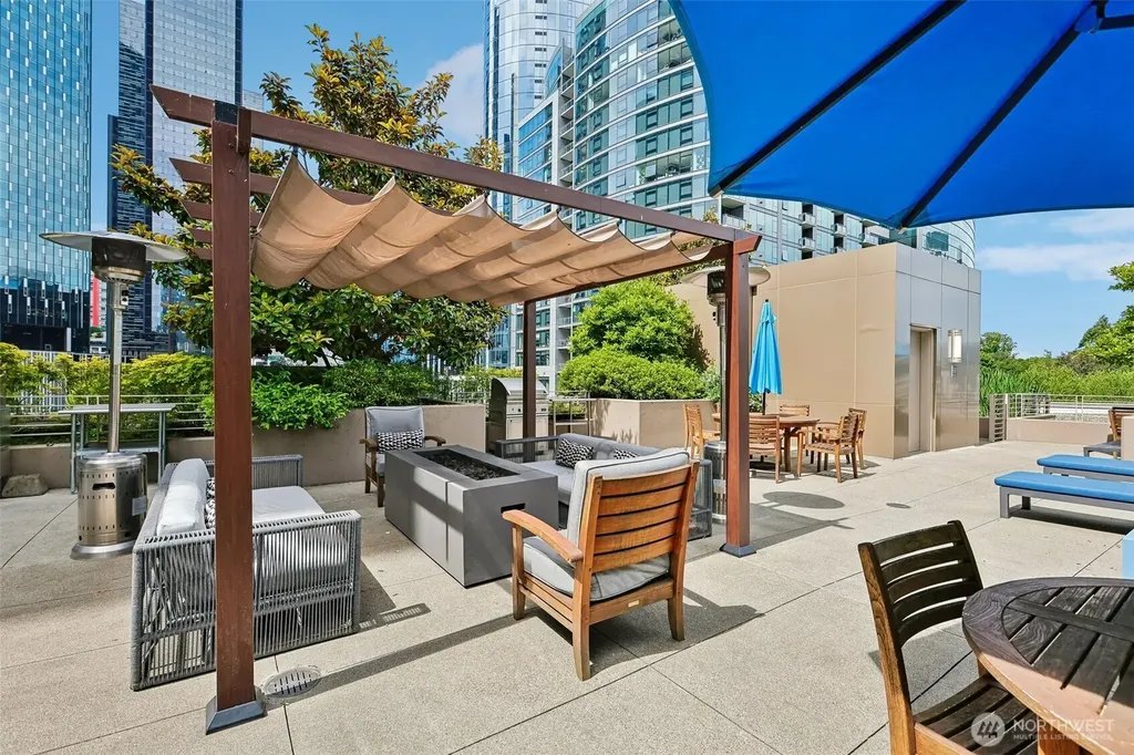 910 Lenora Street Seattle WA 98121