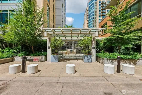 910 Lenora Street Seattle WA 98121