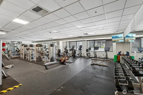 910 Lenora Street Seattle WA 98121