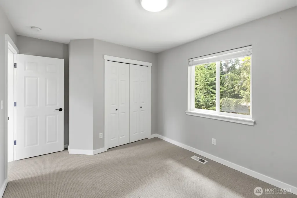 17433 SE 257th Street Covington WA 98042