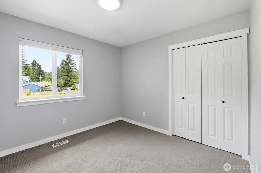 17433 SE 257th Street Covington WA 98042