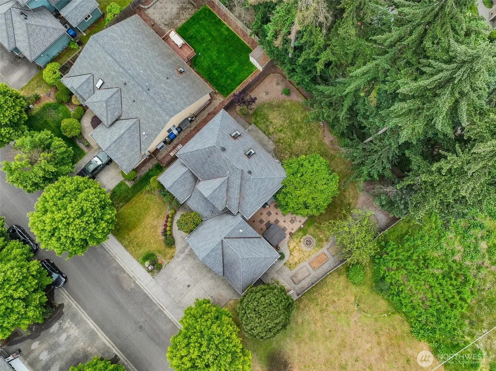17433 SE 257th Street Covington WA 98042