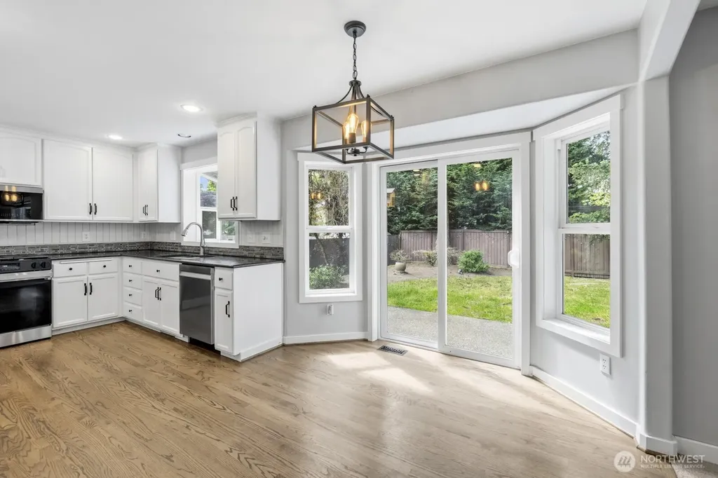 17433 SE 257th Street Covington WA 98042