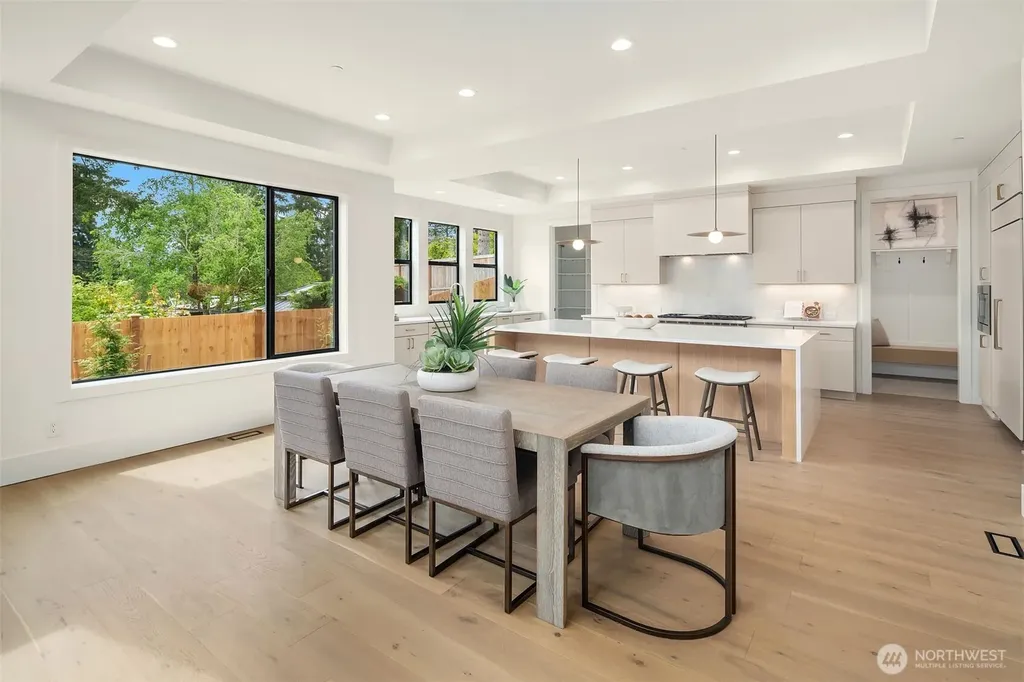 16653 SE 7th Street Bellevue WA 98008