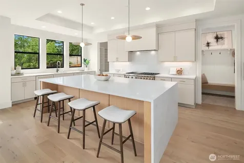 16653 SE 7th Street Bellevue WA 98008