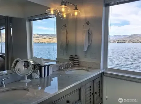 2685 S Lakeshore Road Chelan WA 98816