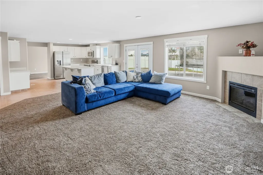 1853 S Monroe Street Moses Lake WA 98837
