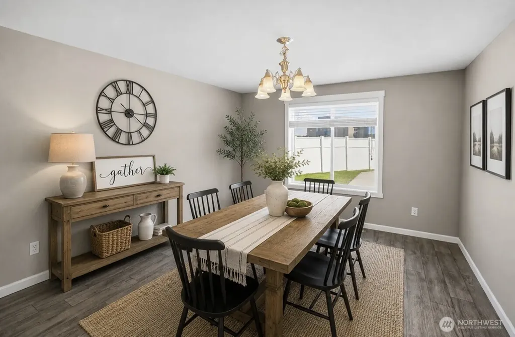 1853 S Monroe Street Moses Lake WA 98837