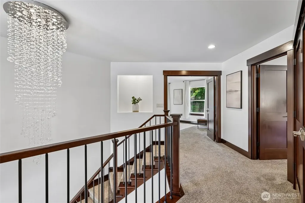 7015 NE 138th Street Kirkland WA 98034