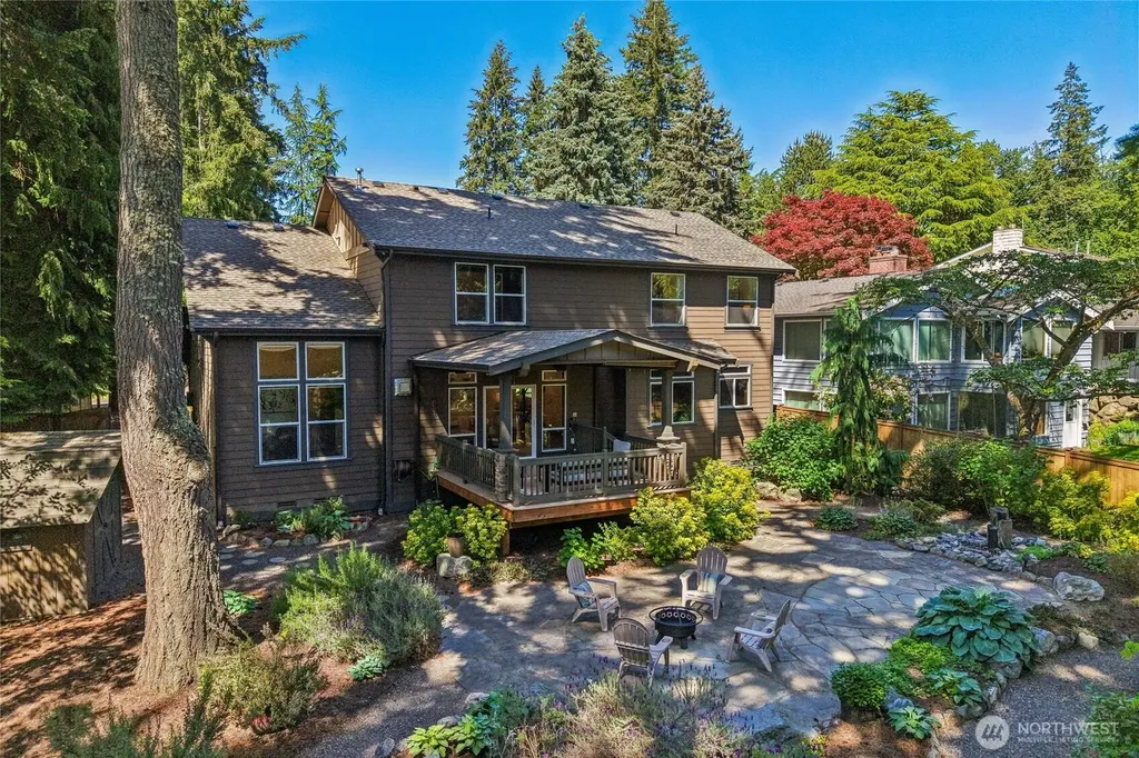7015 NE 138th Street Kirkland WA 98034