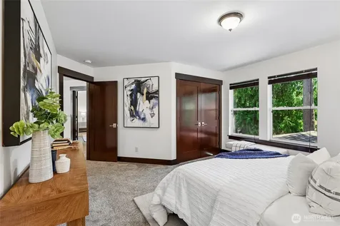 7015 NE 138th Street Kirkland WA 98034