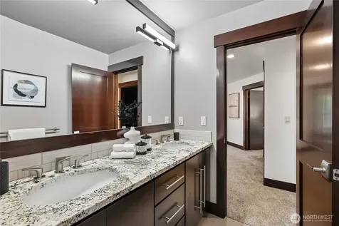 7015 NE 138th Street Kirkland WA 98034