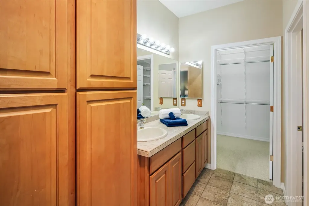 12652 Sunbreak Way NE Redmond WA 98053