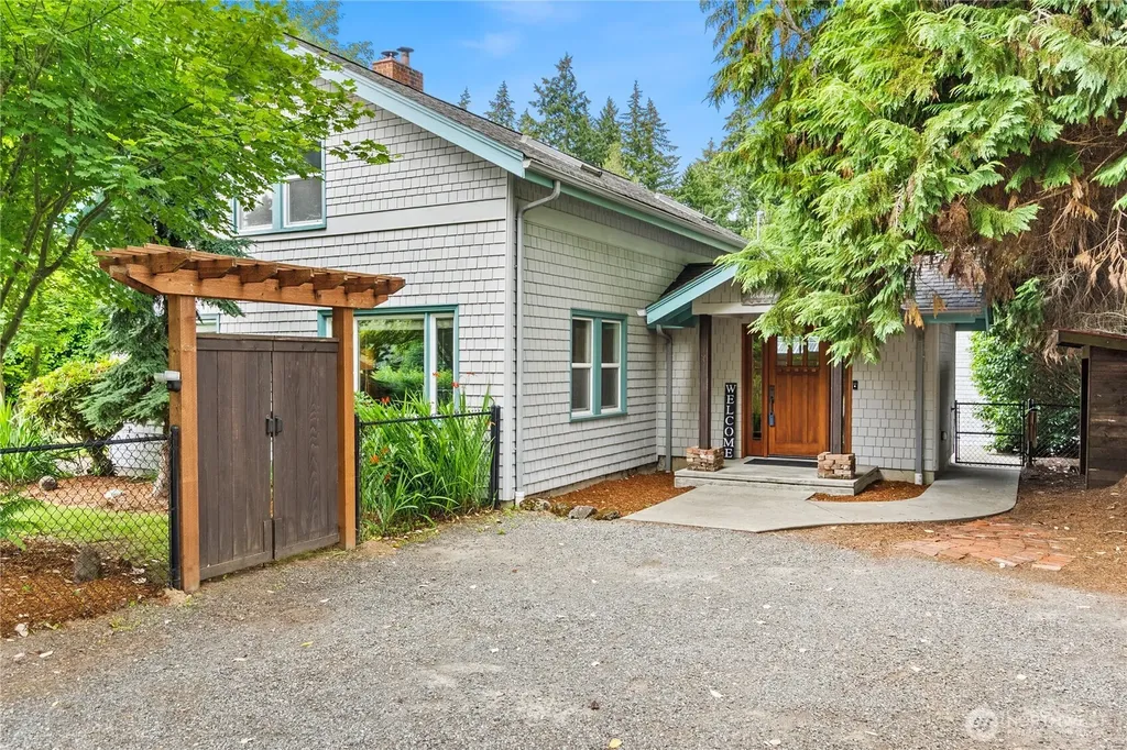 1406 Eskridge Boulevard SE Olympia WA 98501