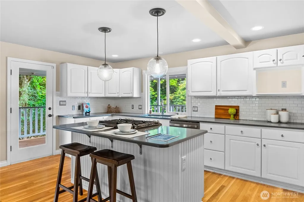 1406 Eskridge Boulevard SE Olympia WA 98501
