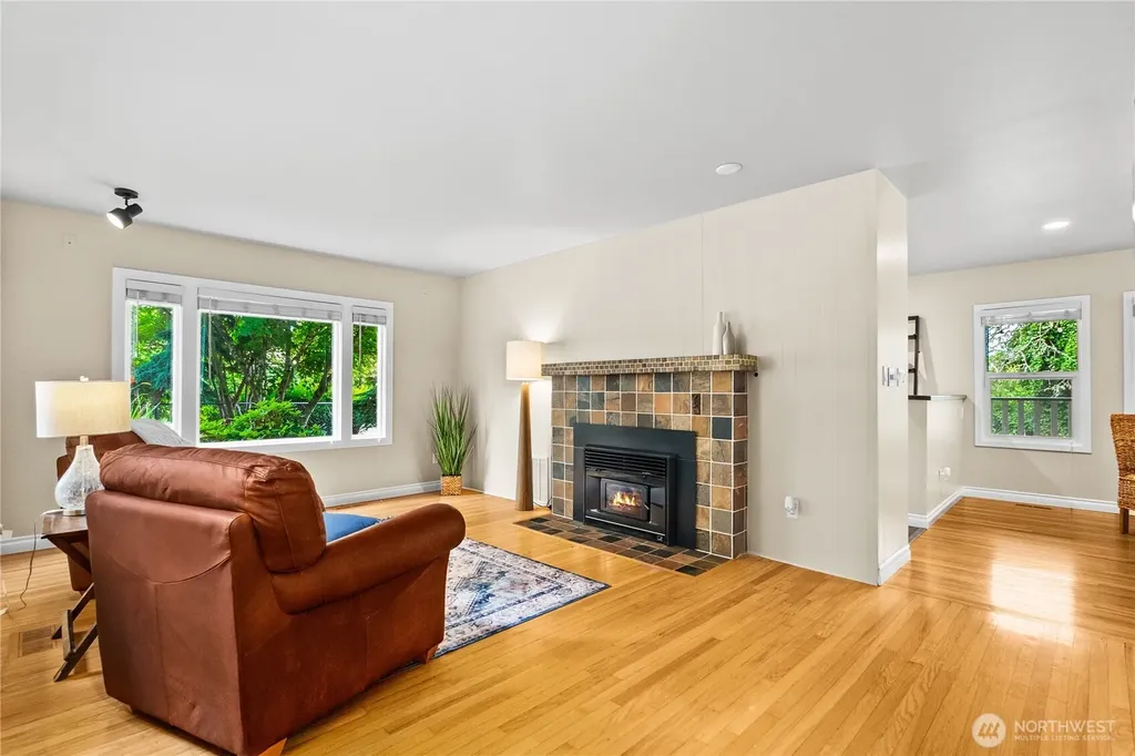 1406 Eskridge Boulevard SE Olympia WA 98501