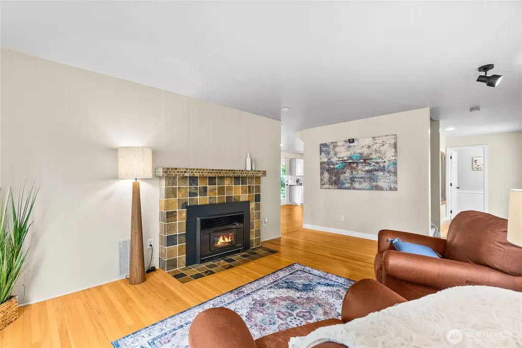 1406 Eskridge Boulevard SE Olympia WA 98501