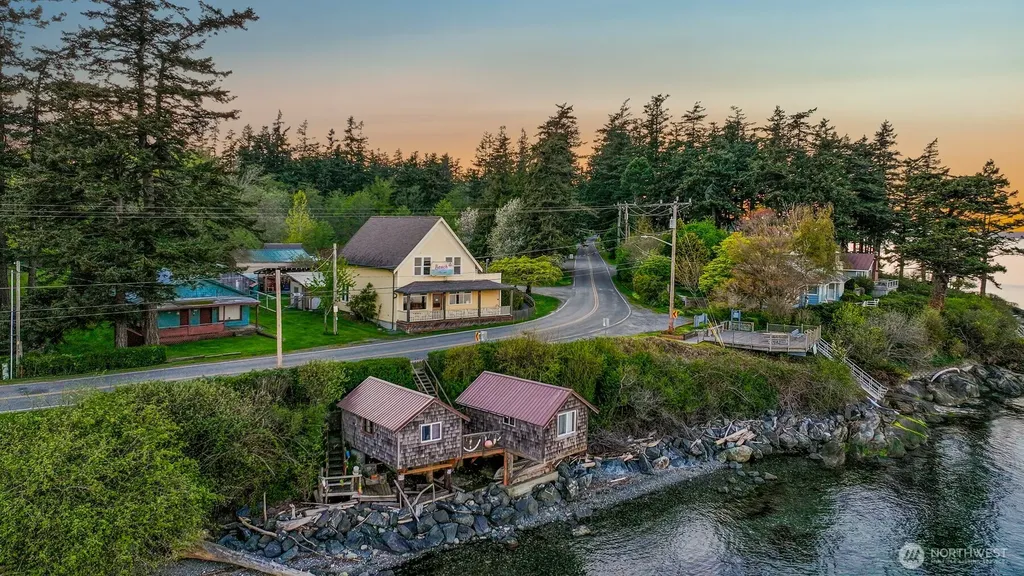 2093 Granger Way Lummi Island WA 98262