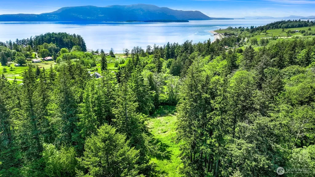 2093 Granger Way Lummi Island WA 98262