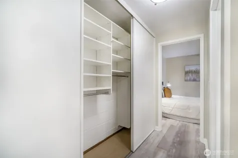 75 E Lynn Street Seattle WA 98102