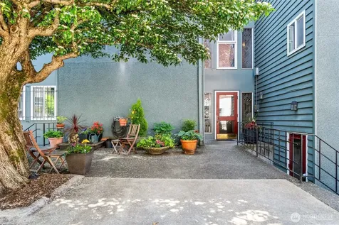 75 E Lynn Street Seattle WA 98102