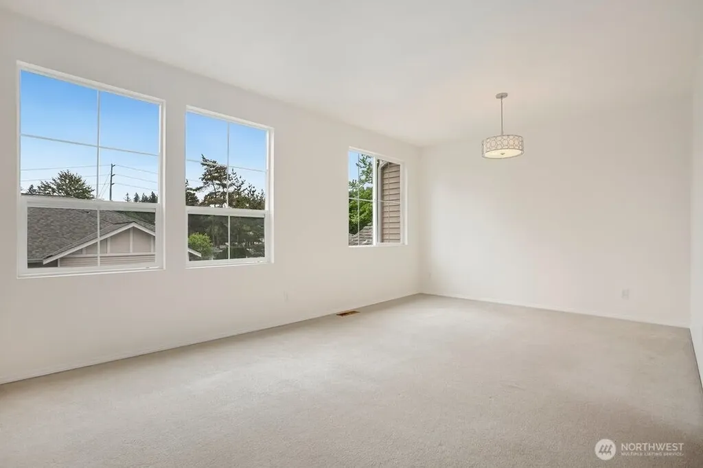5301 164th Avenue SE Bellevue WA 98006