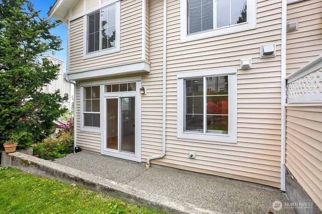 5301 164th Avenue SE Bellevue WA 98006