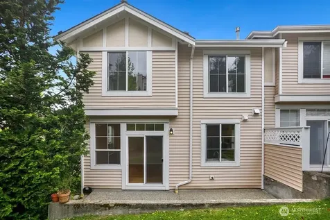 5301 164th Avenue SE Bellevue WA 98006