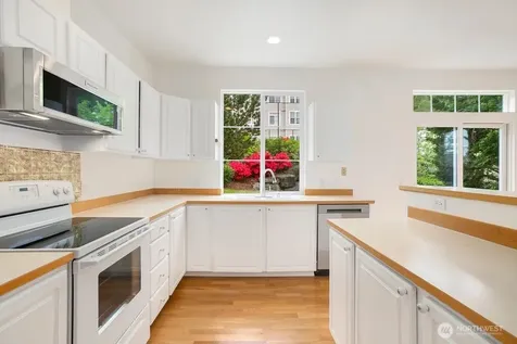 5301 164th Avenue SE Bellevue WA 98006