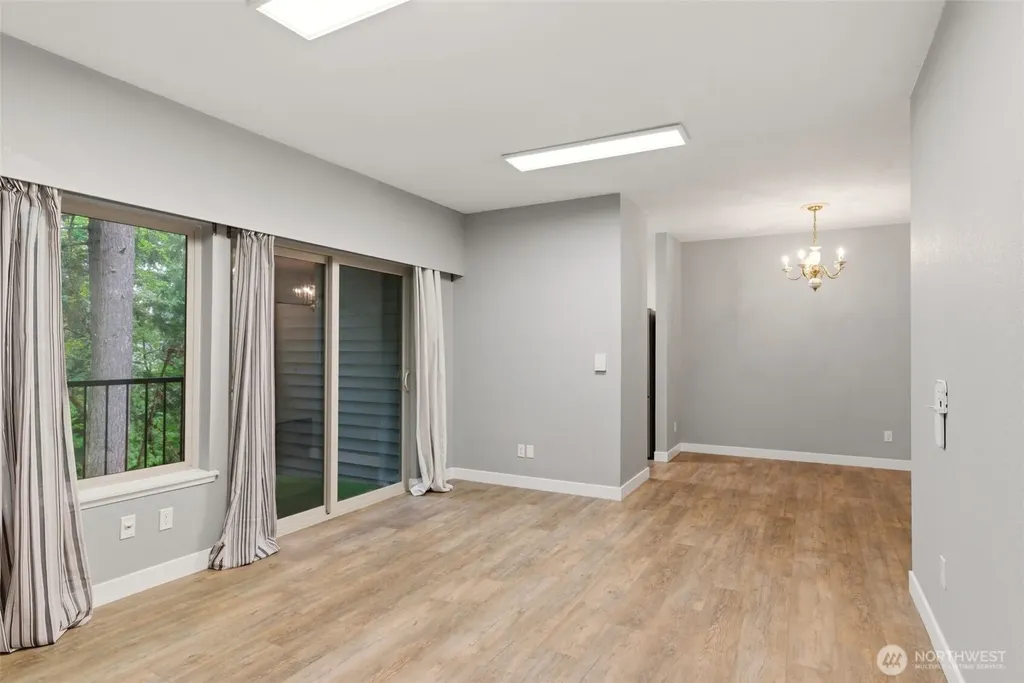 8611 Zircon Drive SW Lakewood WA 98498