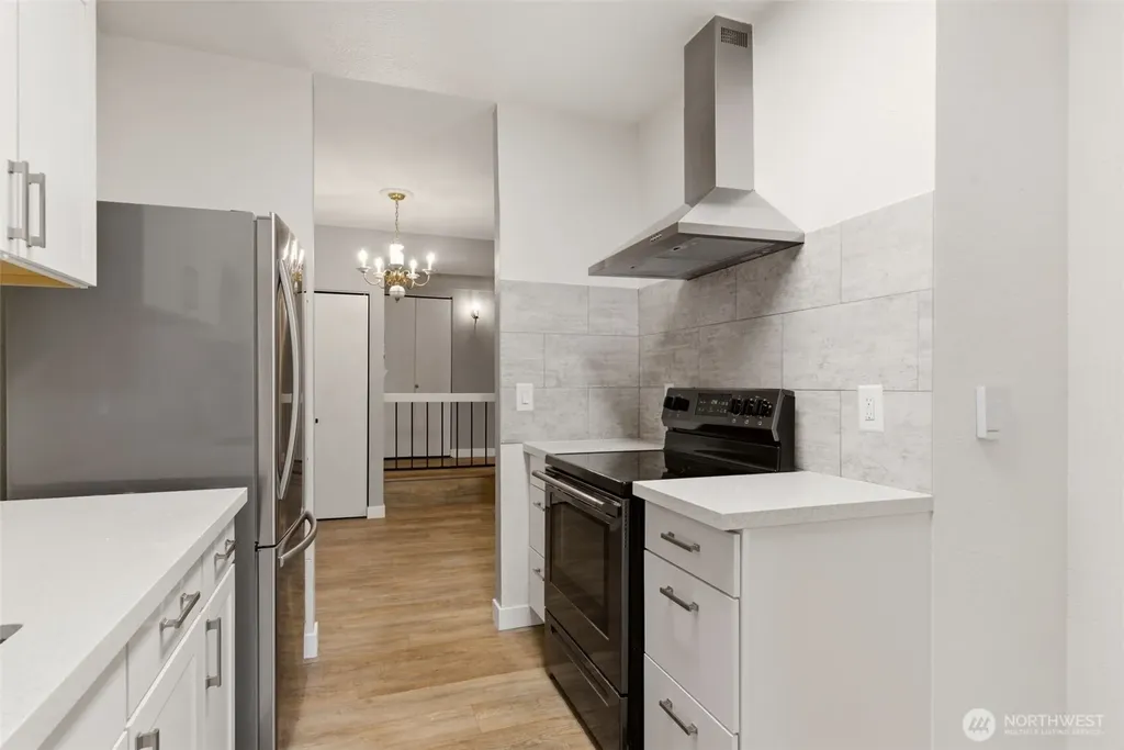 8611 Zircon Drive SW Lakewood WA 98498