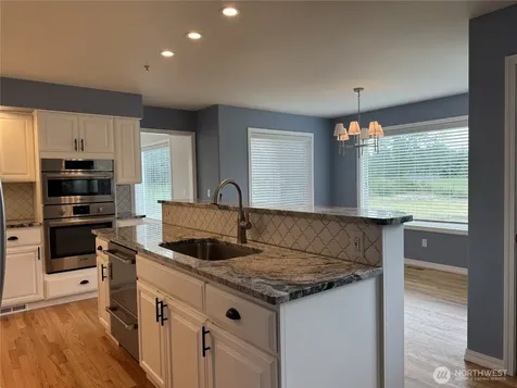 13616 122nd Avenue E Puyallup WA 98374