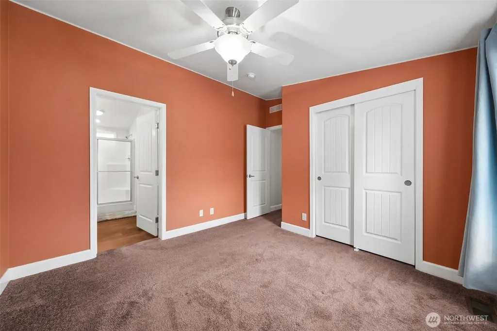 1226 Maple Drive Enumclaw WA 98022