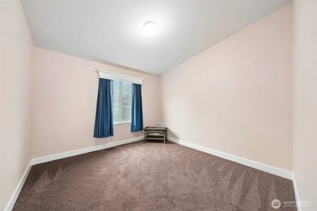 1226 Maple Drive Enumclaw WA 98022