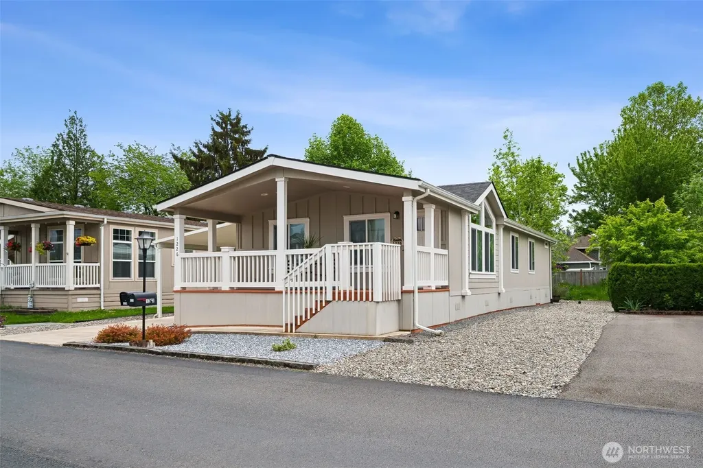 1226 Maple Drive Enumclaw WA 98022