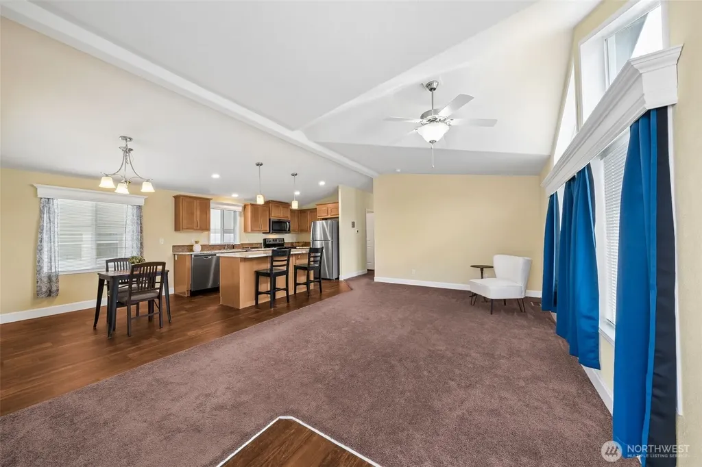 1226 Maple Drive Enumclaw WA 98022