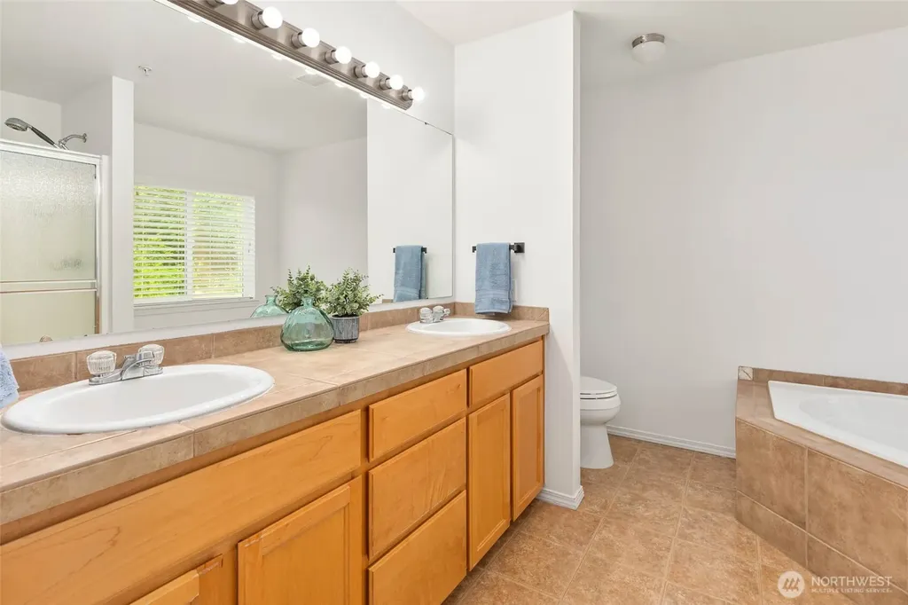 5231 NE 11th Court Renton WA 98059