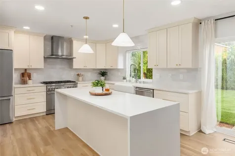 5231 NE 11th Court Renton WA 98059
