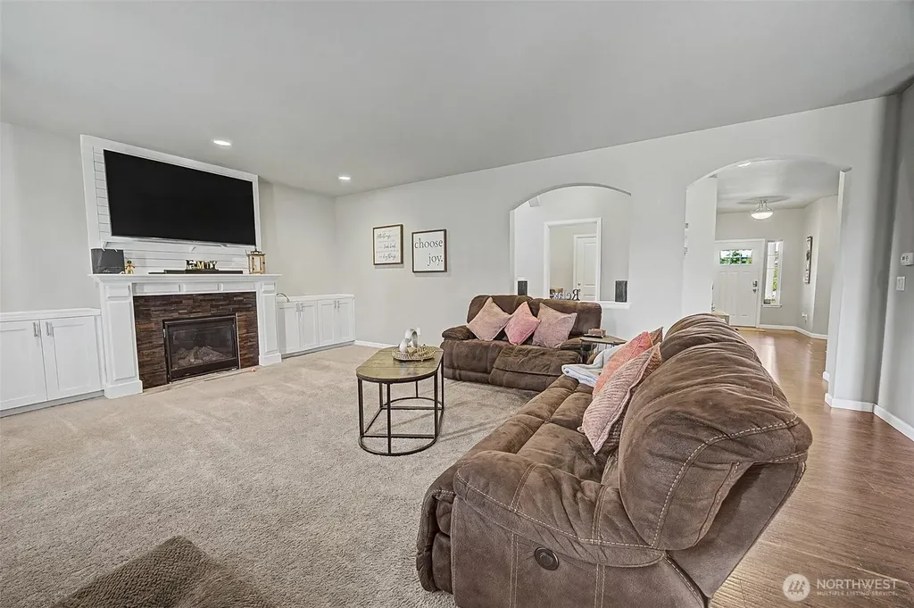502 Carrier Avenue SW Orting WA 98360