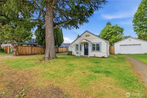 108 8th Street NW Puyallup WA 98371